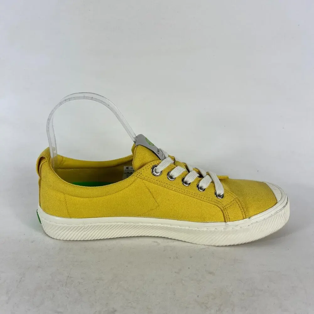 Cariuma sneakers women